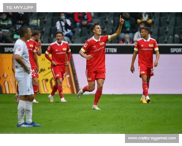 半场战报：门兴格拉德巴赫控球率占优，但柏林联合反击更具效率