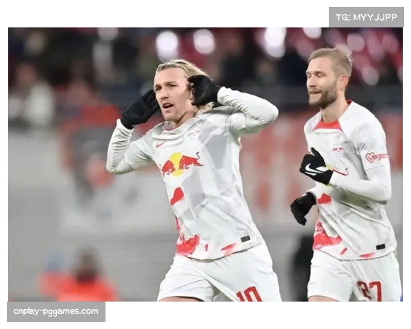 战报:RB莱比锡0-0皇家社会,双方在窒息的 midfield battle 中均无建树 战报:RB莱比锡0-0皇家社会,双方在窒息的 midfield battle 中均无建树